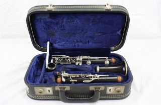   Evette D Series Grenadilla Wood Bb Clarinet Made In Paris w/Case