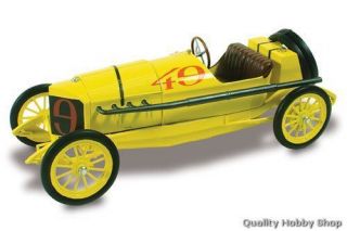 Lindberg 1/16 scale 1914 Mercedes Racer skill 3 plastic model kit 