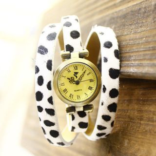   of Leopard domineering Ladies retro leather cowhide bracelet watch