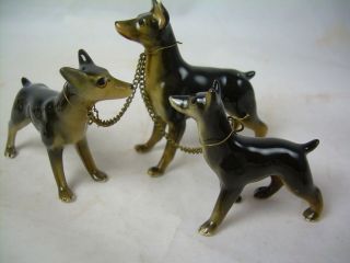 Vintage DOBERMAN Porcelain Mom & Puppies Pups Dog Family w/ Chains 