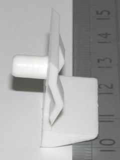 White Plastic 5mm Shelf Supports with Spring Clip * 16