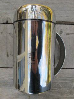   Qt.Milk Cream Pitcher Hot Cold Stainless Steel Spout Built In   Italy
