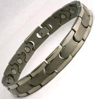 Mens Quality Sports Titanium Magnetic Therapy Bracelet (TB21)