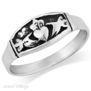 mens claddagh ring in Jewelry & Watches