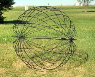 24 Garden Metal Art Balls   Trellis or Topiary for your Flower 