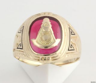 Past Master Masonic Ring   10k Yellow Gold Syn Red Spinel Masons 6.2g 