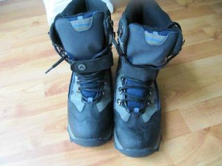 airwalk boots black