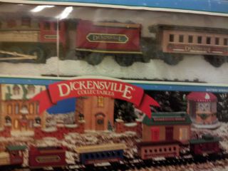 NEW Vintage DICKENSVILLE COLLECTIBLE TRAIN SET, Model 171 L