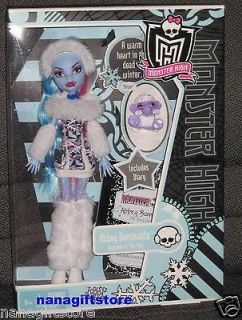 NIB Monster High Doll Abbey Bominable Abominable  Daughter of The Yeti