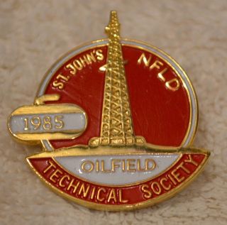 St. Johns Newfoundland Oilfield Technical Society 1985 Curling Pin
