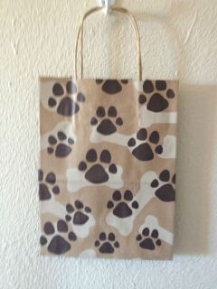 PAW PRINT CUB PAW PRINT GIFT BAGS RECYCLED MATERIAL NEW 10 1/2 X 8 X 