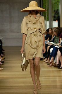 Oscar de la Renta khaki beige safari coat dress with belted waist 8 