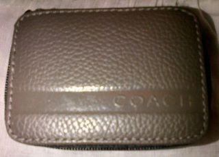   GRAY Pebbled Leather Triple Travel Pill Case & Dust Bag NWT F61209
