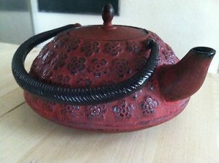 Japanese tetsubin   CAST IRON tea kettle tea pot   red   with strainer
