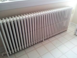 TUBE CAST IRON HOT WATER RADIATOR 34 RUNG SECTIONS