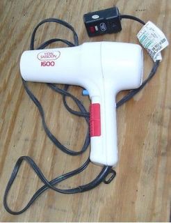 Newly listed vidal sassoon 1600 electric hair dryer