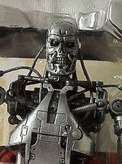   Toys Movie Maniacs 5 Terminator 2 T 800 Endoskeleton Judgment Day