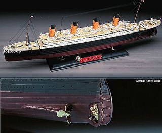   TITANIC New Academy NIB BA060 1458 RMS Titanic hobby model kits