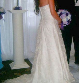 Gorgeous Romantic Bridal lace wedding dress with beading