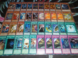 YUGIOH HOLO CHAOS DRAGON DECK RED EYES DARKNESS METAL SORCERER 