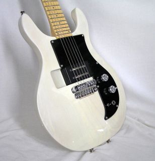 Ampeg AMG100 Transparent Vintage White Blonde Unplayed Electric Guitar 