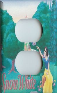 DISNEY PRINCESS SNOW WHITE OUTLET COVER SWITCHPLATE NEW