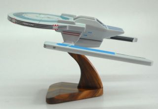 USS Ashton Star Trek NCC 678 Spaceship Dried Wood Model