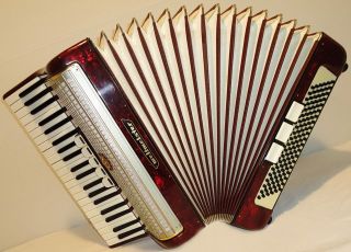   German Piano ACCORDION WELTMEISTER 120 bass. Rich and Perfect sound