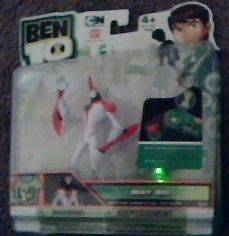 BRAND NEW BEN 10 WAY BIG 4 INCH FIGURE WITH CLEAR MINI