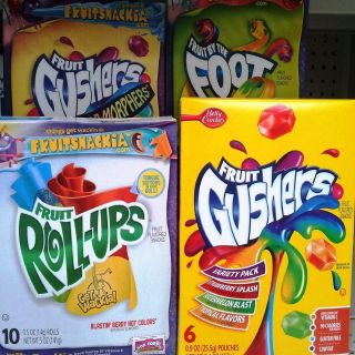 BETTY CROCKER WELCHS GREAT VALUE FRUIT BY THE FOOT ROLL UPS GUSHERS 