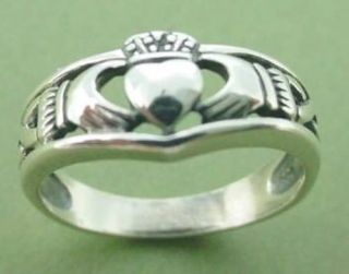 New Sterling Silver Claddagh Celtic Ring   Sizes 5 9
