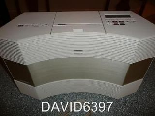 BOSE ACOUSTIC WAVE MUSIC SYSTEM CD 3000 IN PLATINUM WHT