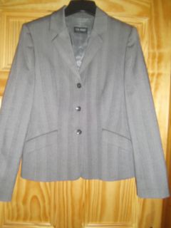 Gil Bret   Ladies Jacket   Size 14   Grey Pinstriped   Excellent 