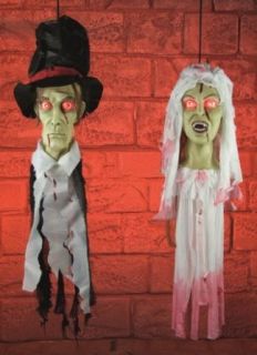 HALLOWEEN TALKING HANGING BRIDE AND OR MR GROOM GHOST HEAD WITH LIGHT 