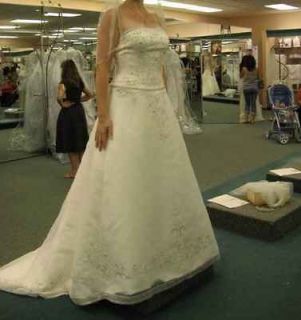 Oleg Cassini Plus Size 18 Wedding Gown