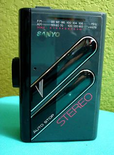   1986 SANYO M GR62 AM/FM STEREO CASSETTE PLAYER TESTED NO BELT CLIP