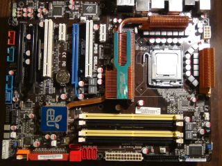 ASUS P5Q Deluxe P45 + Intel Core 2 Quad Q9550 2.83GHz CPU COMBO