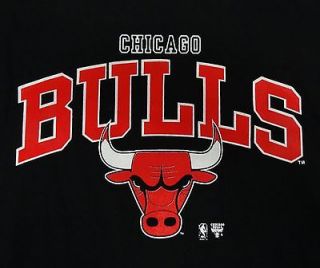 chicago bulls hoodies in Sports Mem, Cards & Fan Shop