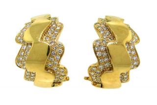 VAN CLEEF & ARPELS DIAMOND & YELLOW GOLD WAVE EARRINGS