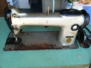 INDUSTRIAL SEWING MACHINE WITH TABLE   SINGER 241 12 USED