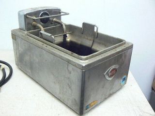   45 Countertop Electric Single Pot Deep Fryer, 240V, 4000W, F45