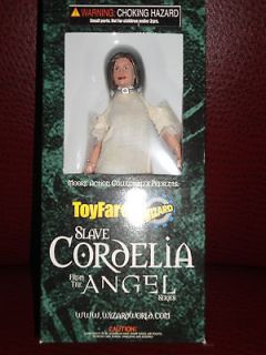 Buffy the Vampire Slayer   Toyfare Exclusive Slave Cordelia