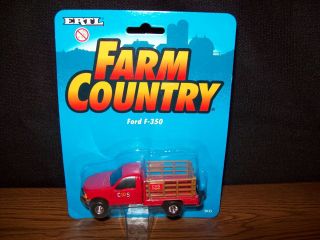 ERTL 1/64 TRACTOR FORD F350 STAKE SIDE FLAT BED PICKUP TRUCK RED 
