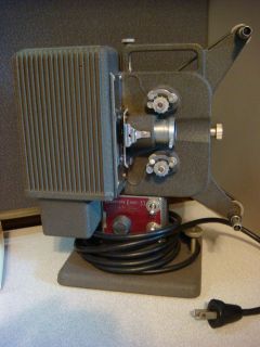 Vintage Eastman Kodak Co. Kodascope Eight 33 Projector Used