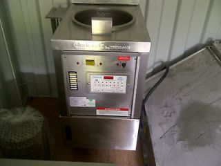 Collectramatic Pressure Fryer   For Chicken   NSF approved