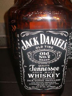 EMPTY SEALED Collectors Bottle   Jack Daniels 750 ml bottle