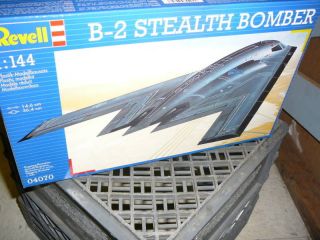 stealth bomber in Toys & Hobbies