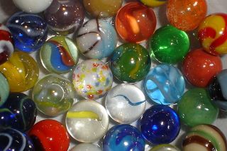   all different) COLOURFUL GLASS MARBLES FOR SOLITAIRE OR GAME PLAY 16mm