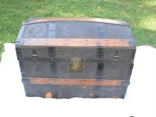   CHEST Stage Coach Ship Steamer Trunk Humpback Suitcase c1800s