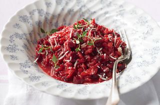 Beetroot risotto with thyme and parmesan